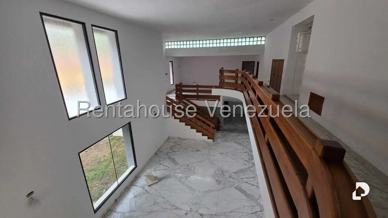 Casa en Colinas del Tamanaco, Caracas – 12