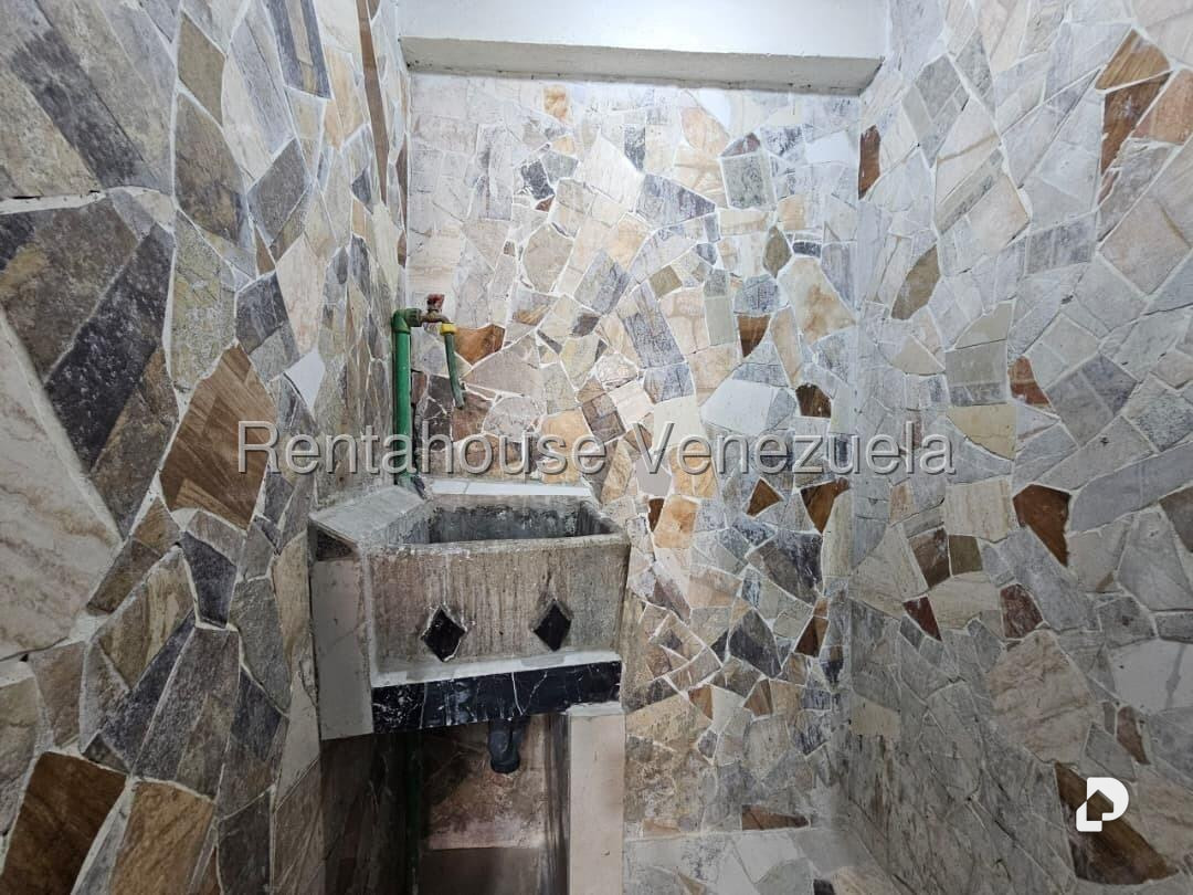 Casa en Prado de María, Caracas – 11