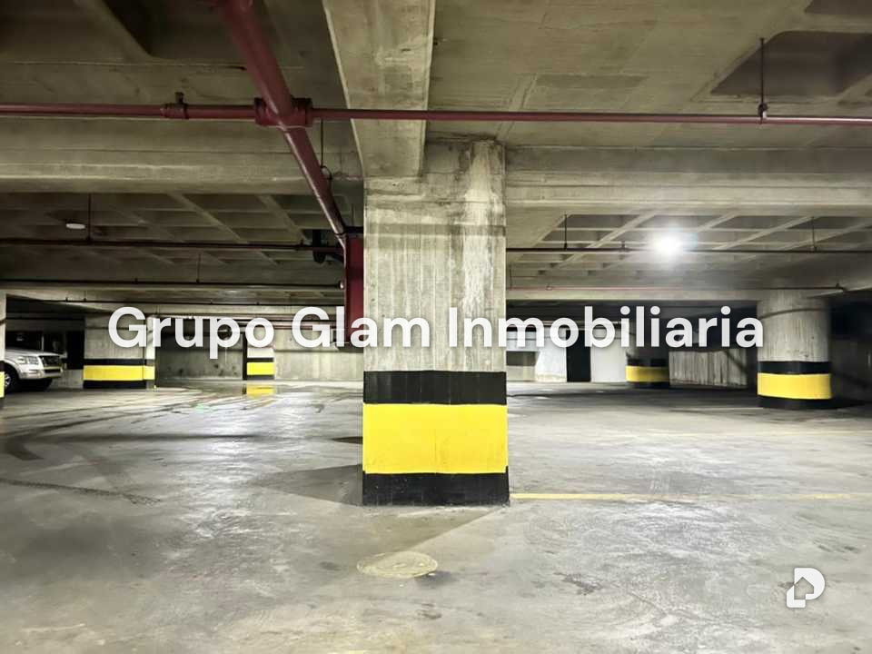Local comercial en La Castellana, Caracas – 3