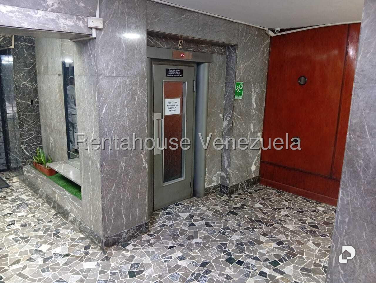 Apartamento en Altamira, Caracas – 25