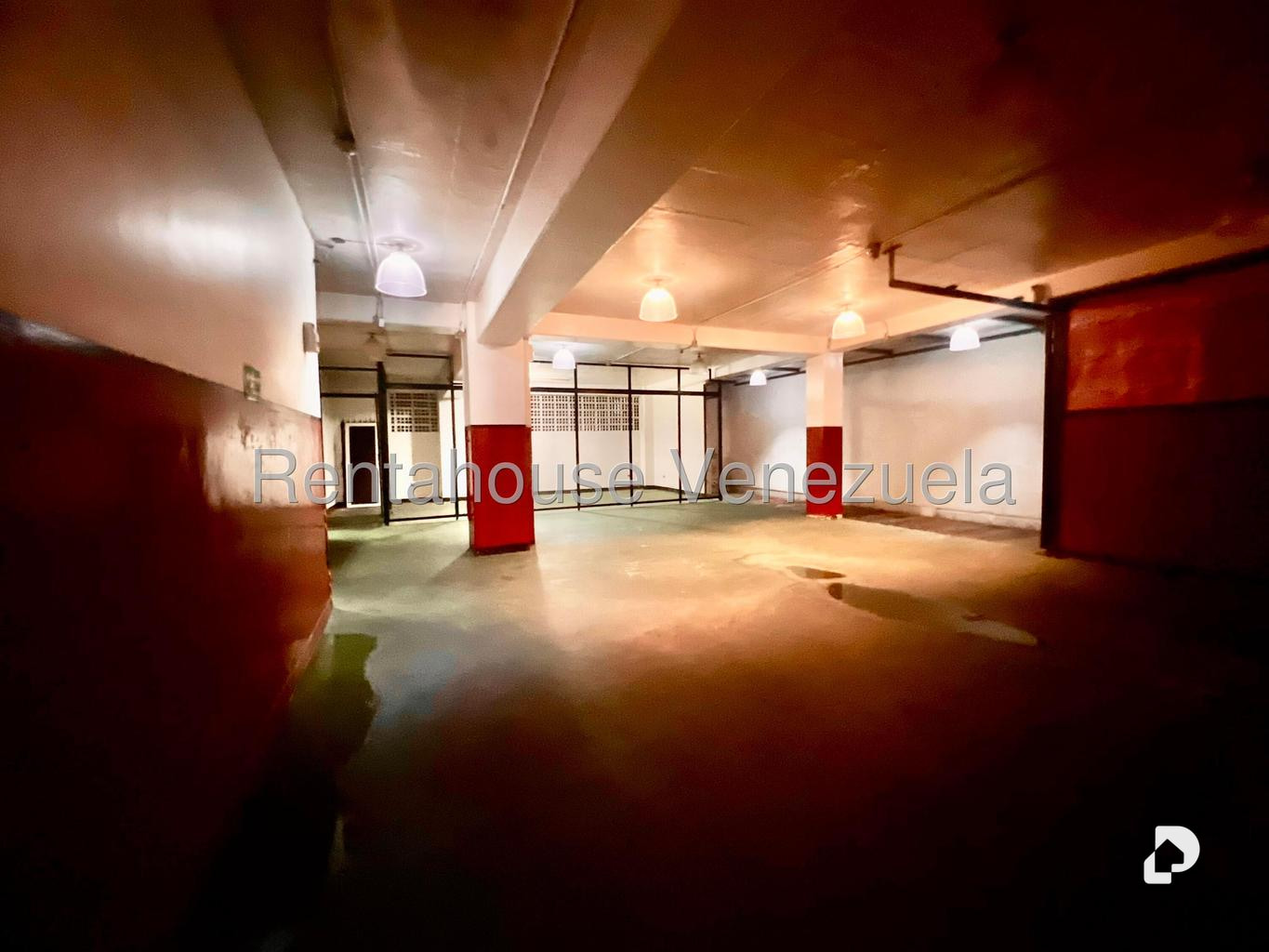 Edificio en La Urbina, Caracas – 8