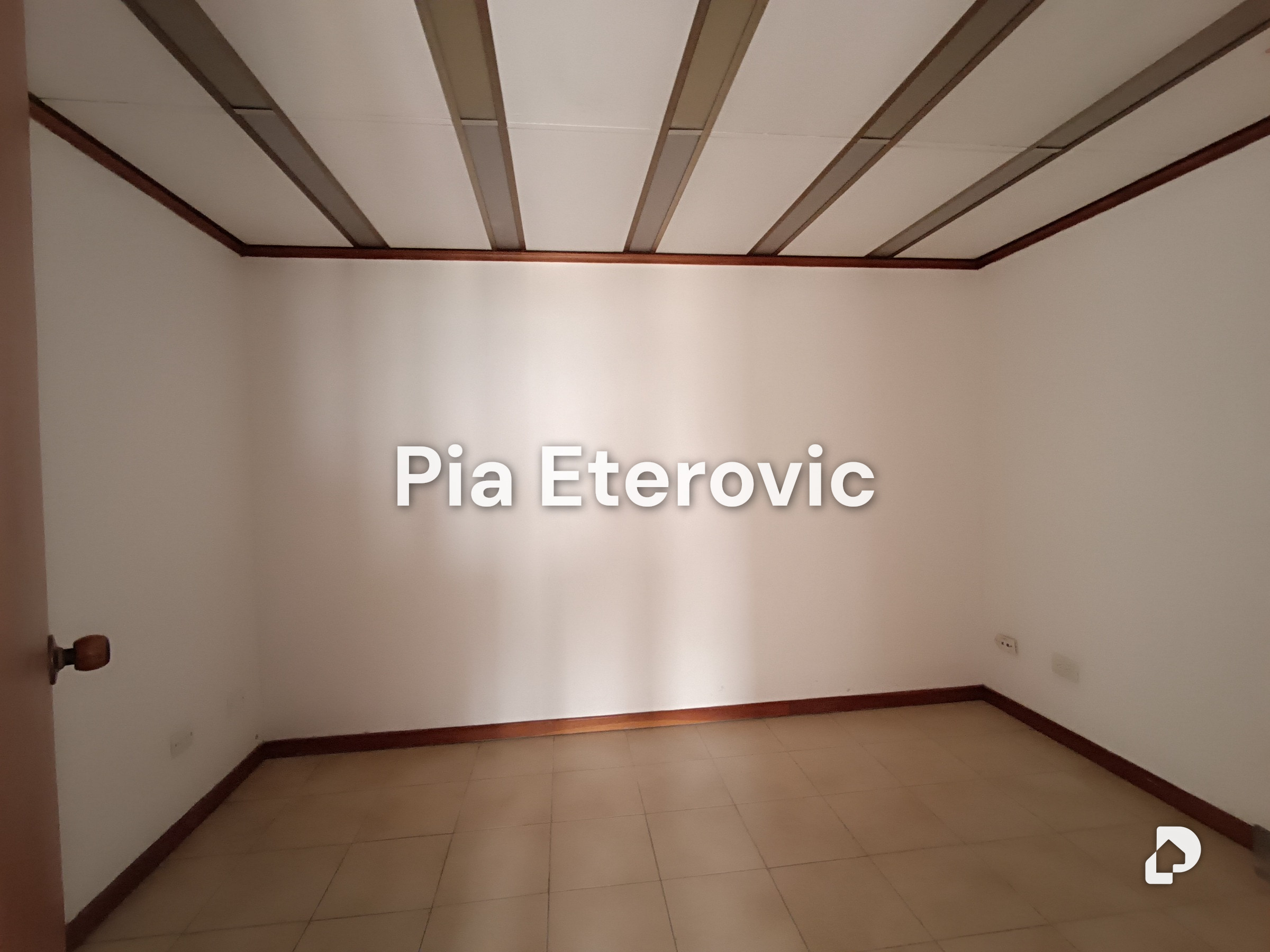 Office in Parroquia Urbana Socorro, Valencia – 7