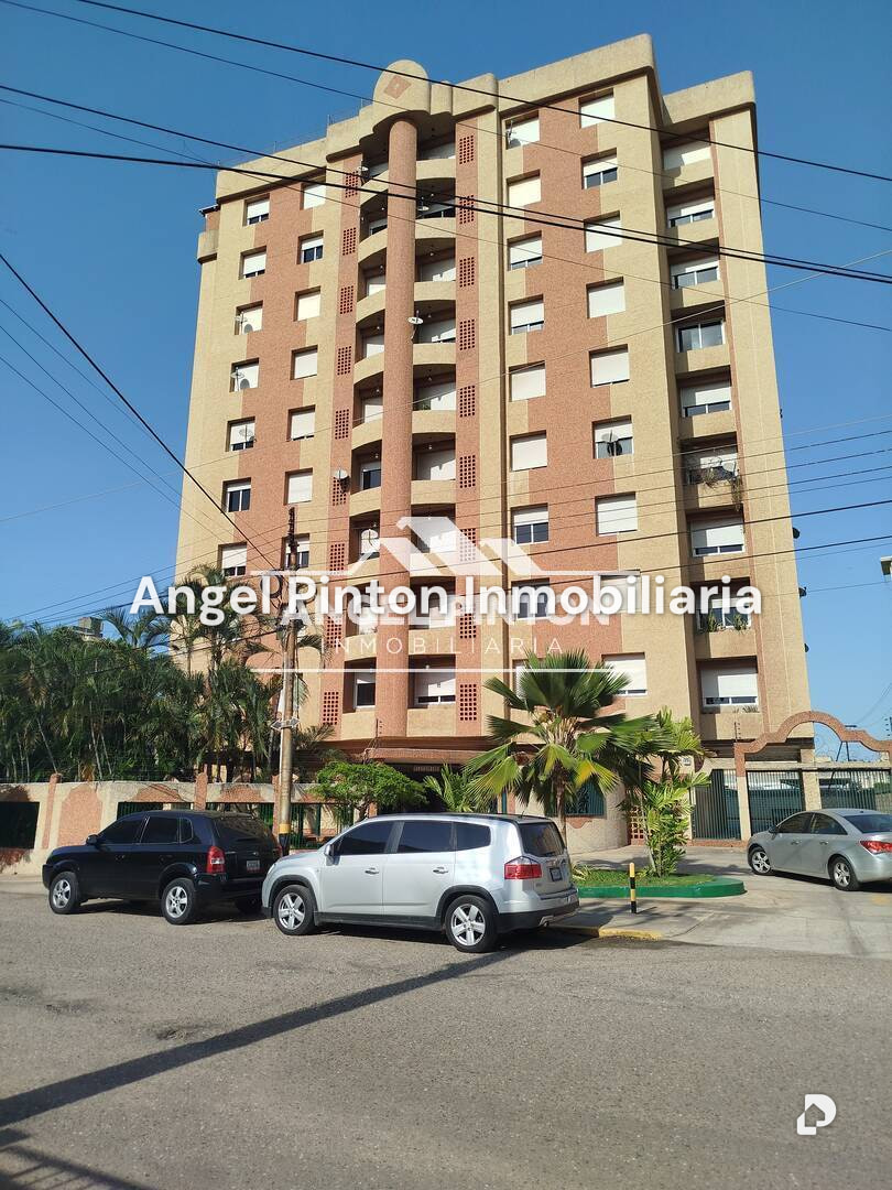 Apartamento en Avenida Cecilio Acosta, Maracaibo – 2