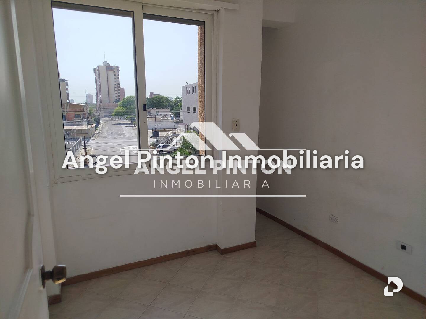 Apartamento en Avenida Cecilio Acosta, Maracaibo – 9