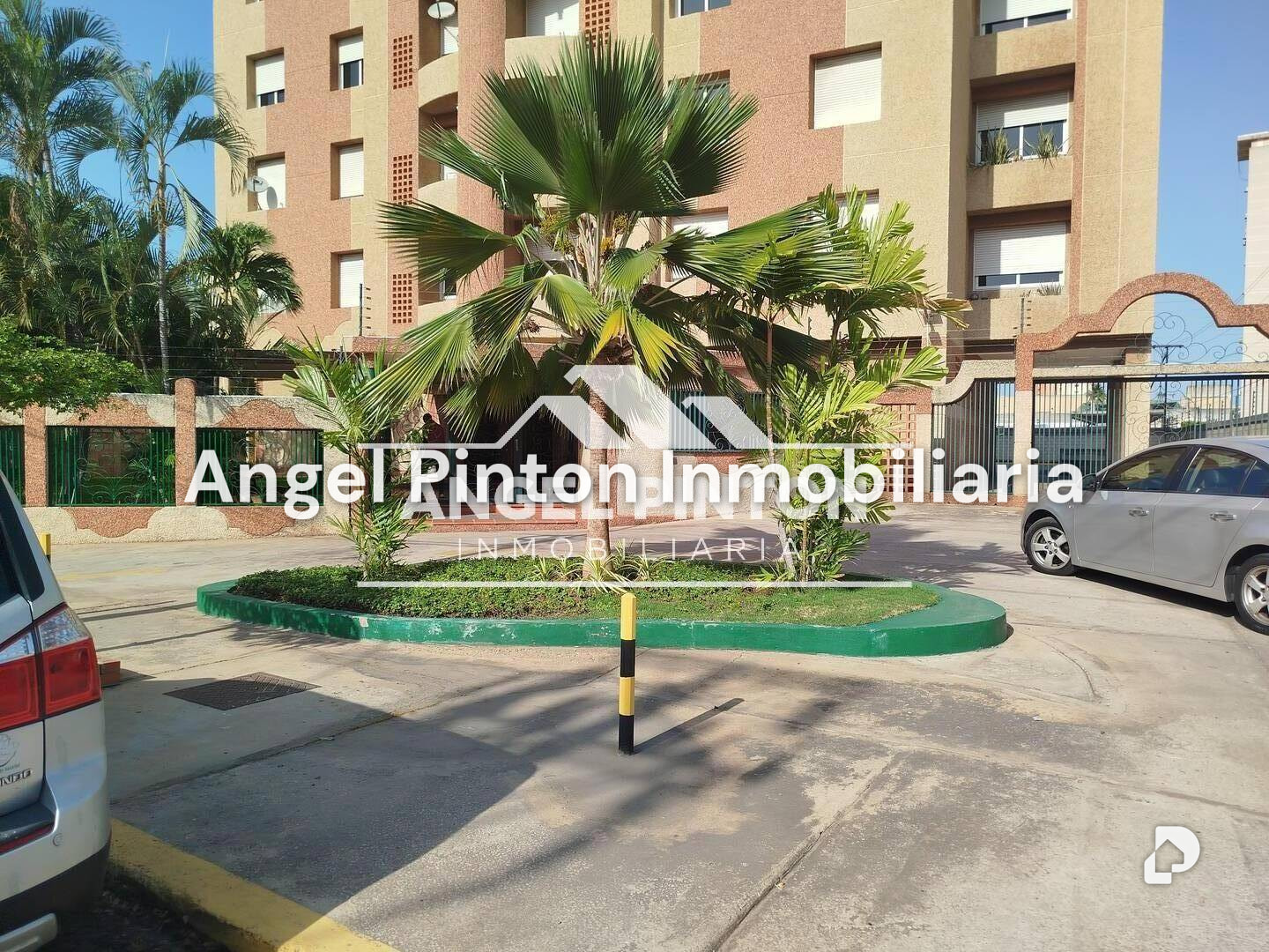 Apartamento en Avenida Cecilio Acosta, Maracaibo – 1