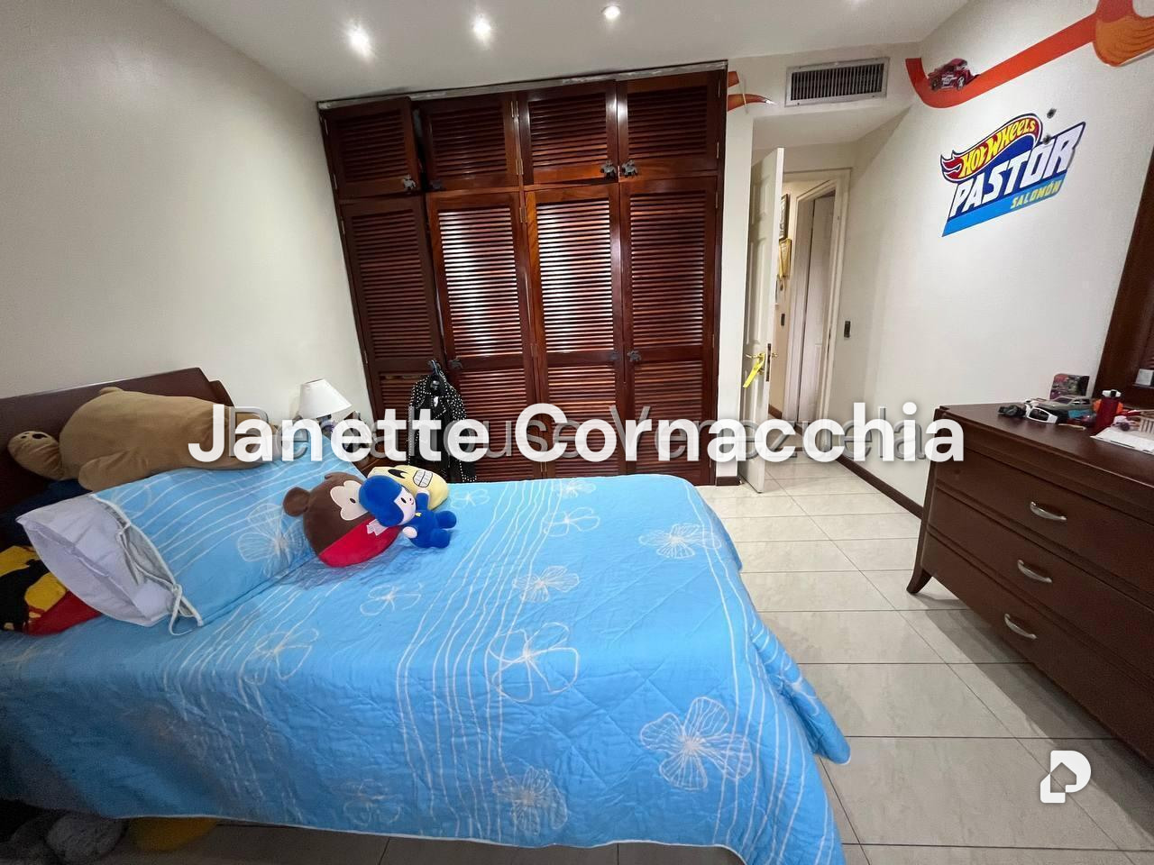 Apartment in Campo Alegre, Caracas – 20