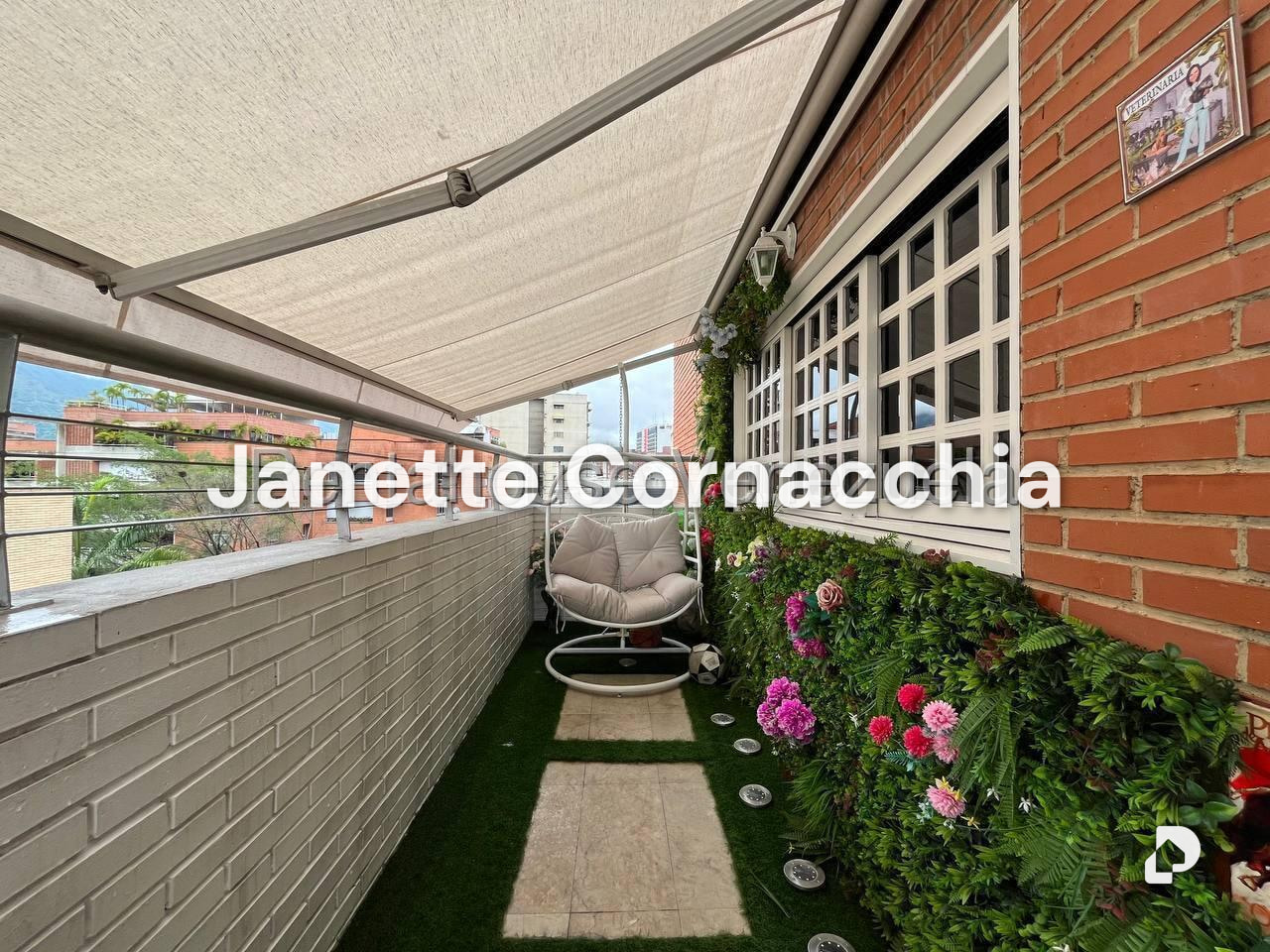 Apartment in Campo Alegre, Caracas – 16