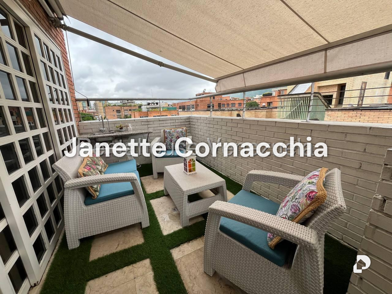Apartment in Campo Alegre, Caracas – 17