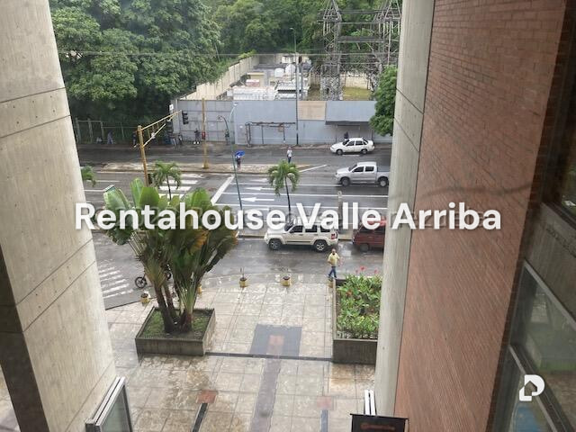 Local comercial en El Cafetal, Caracas – 12