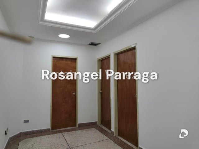 Local comercial en Valencia – 8