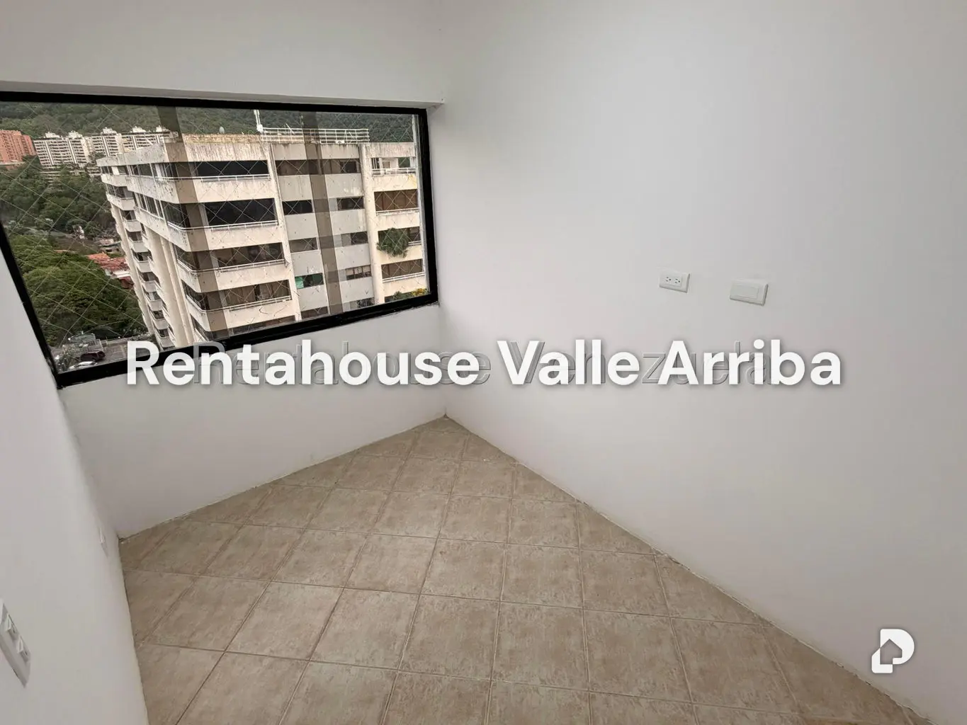Apartamento en Las Esmeraldas, Caracas – 19