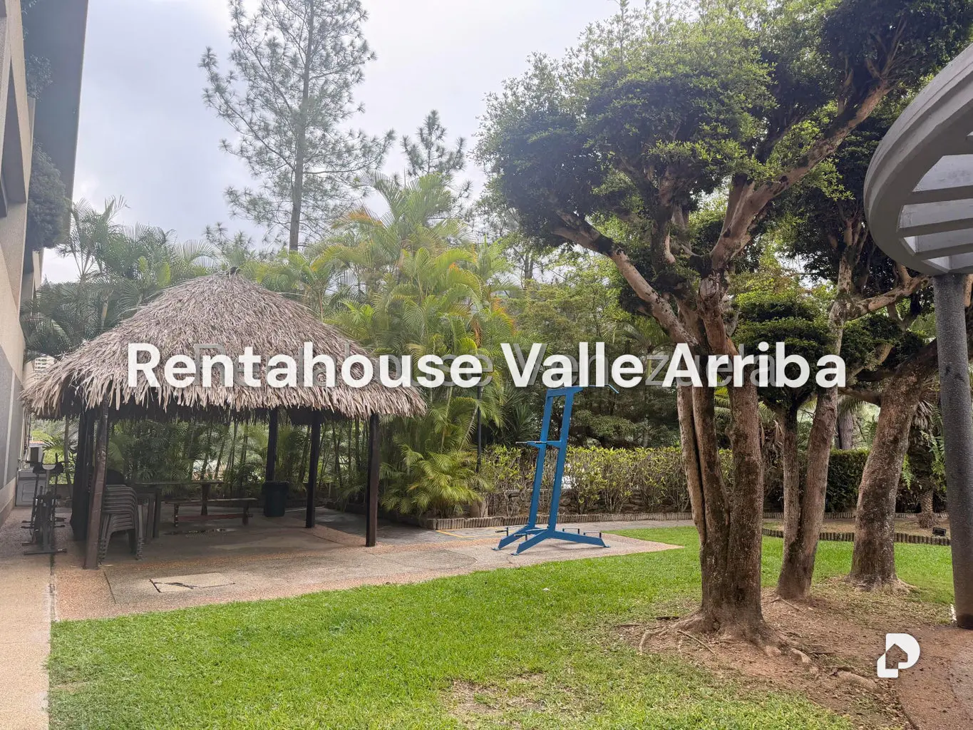 Apartamento en Las Esmeraldas, Caracas – 2