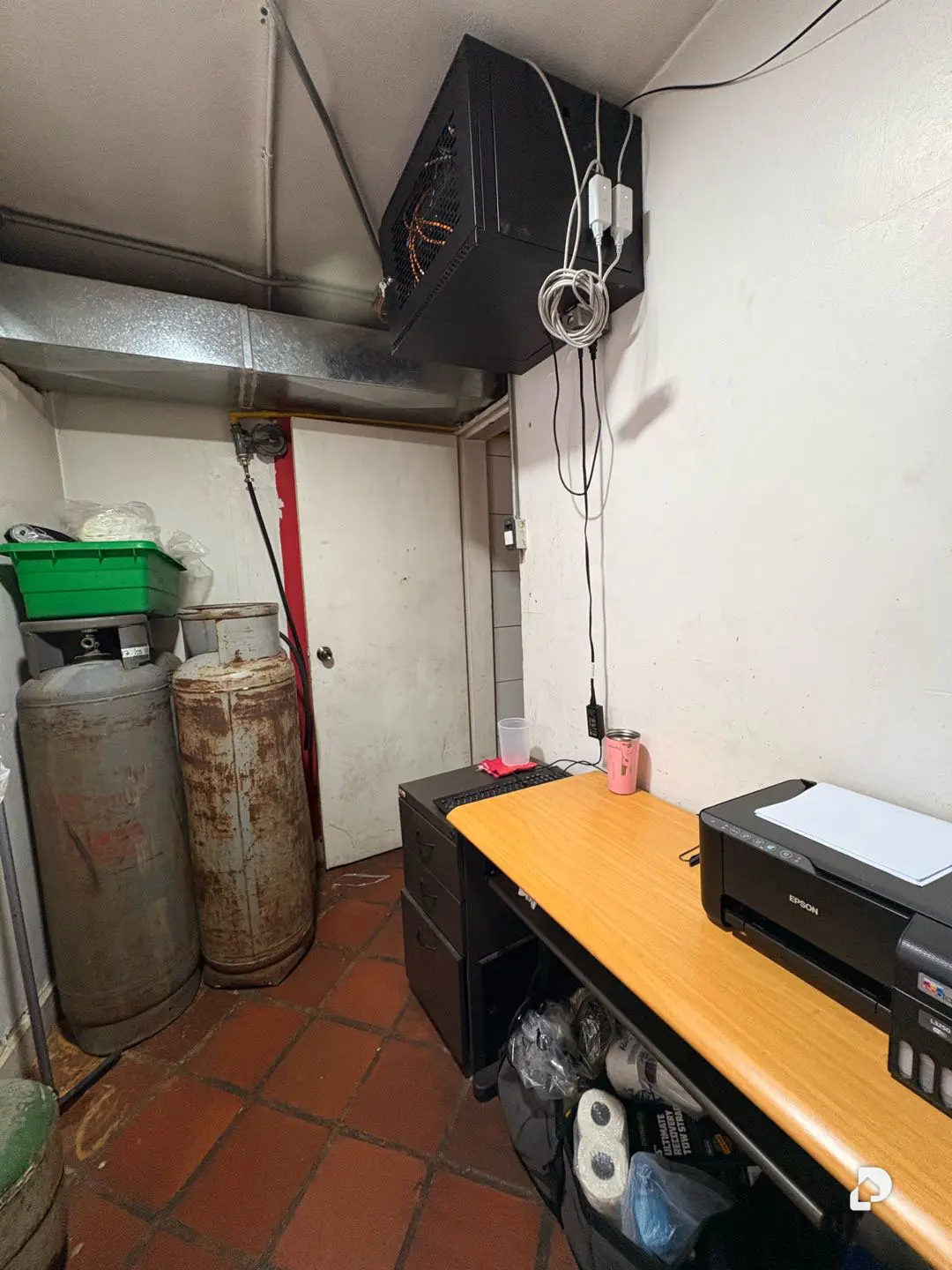 Local comercial en Caracas – 12