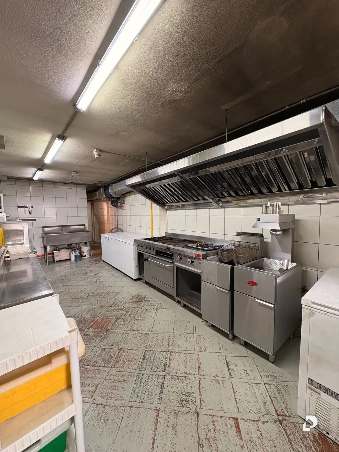 Local comercial en Caracas – 10