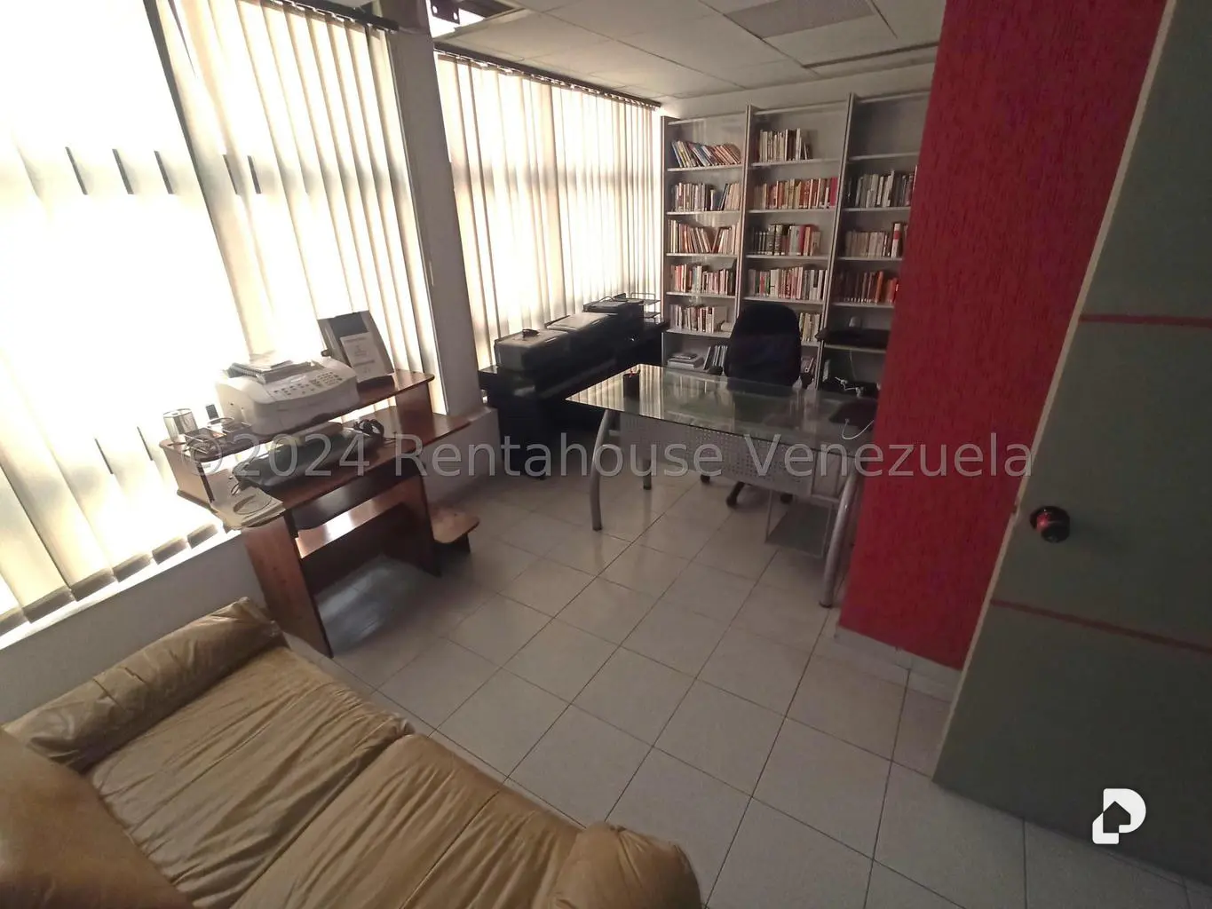 Oficina en Sabana Grande, Caracas – 15