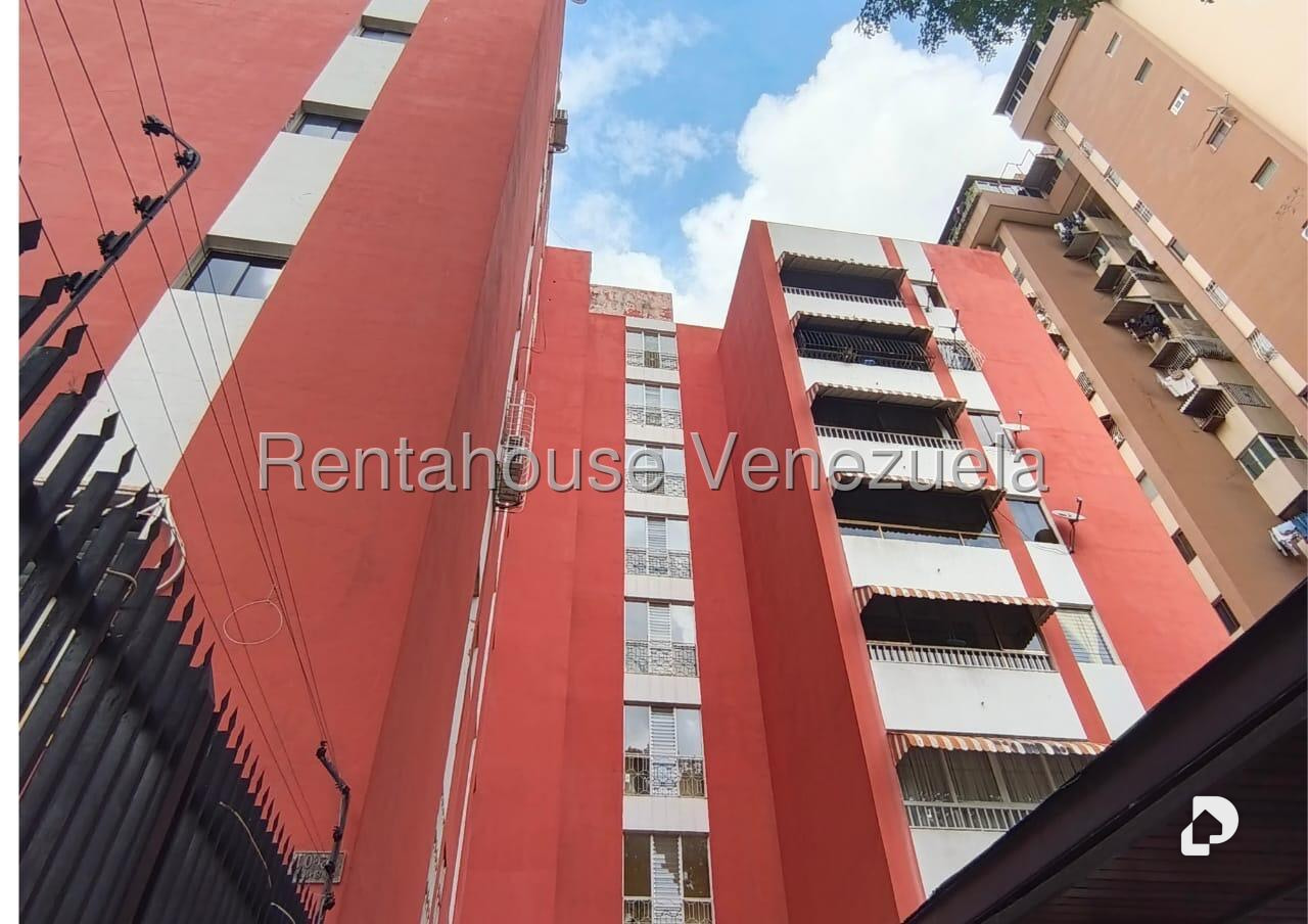 Apartamento en El Paraíso, Caracas – 2