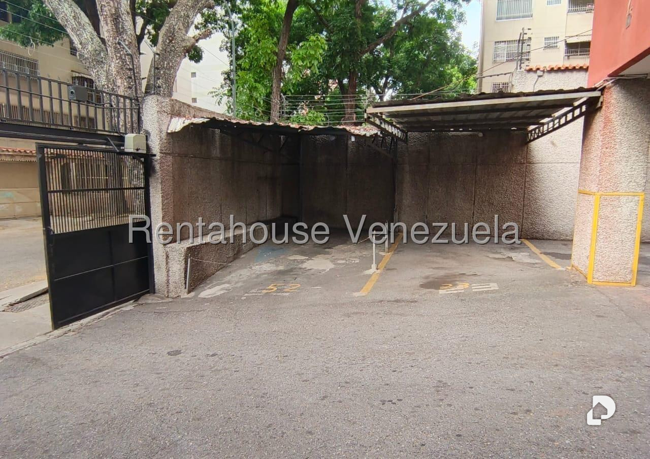 Apartamento en El Paraíso, Caracas – 14