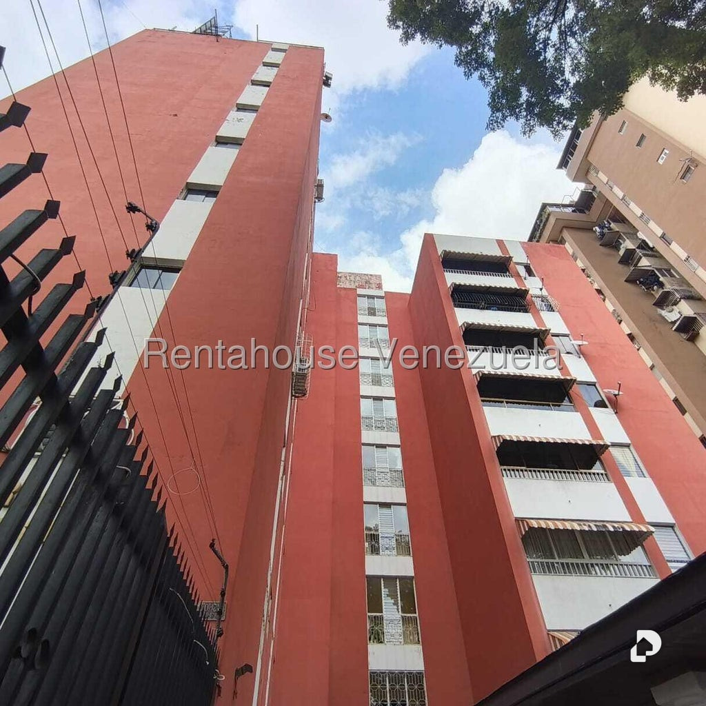Apartamento en El Paraíso, Caracas – 1