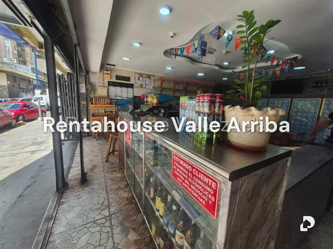 Local comercial en Parroquia La Candelaria, Caracas – 3