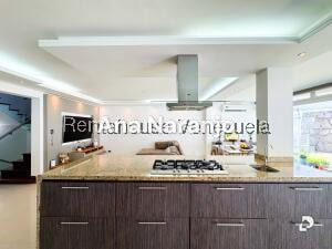 House in Prados del Este, Caracas – 26