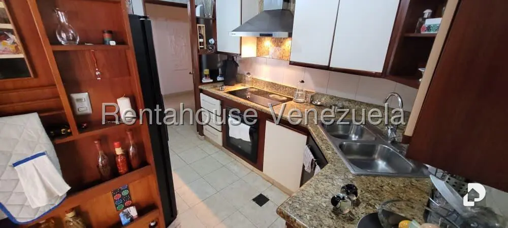 Apartamento en Los Samanes, Caracas – 12