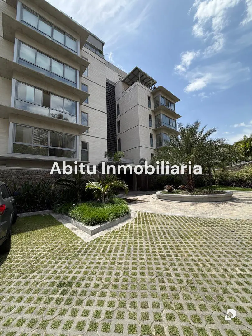 Apartment in Altamira, Caracas – 4