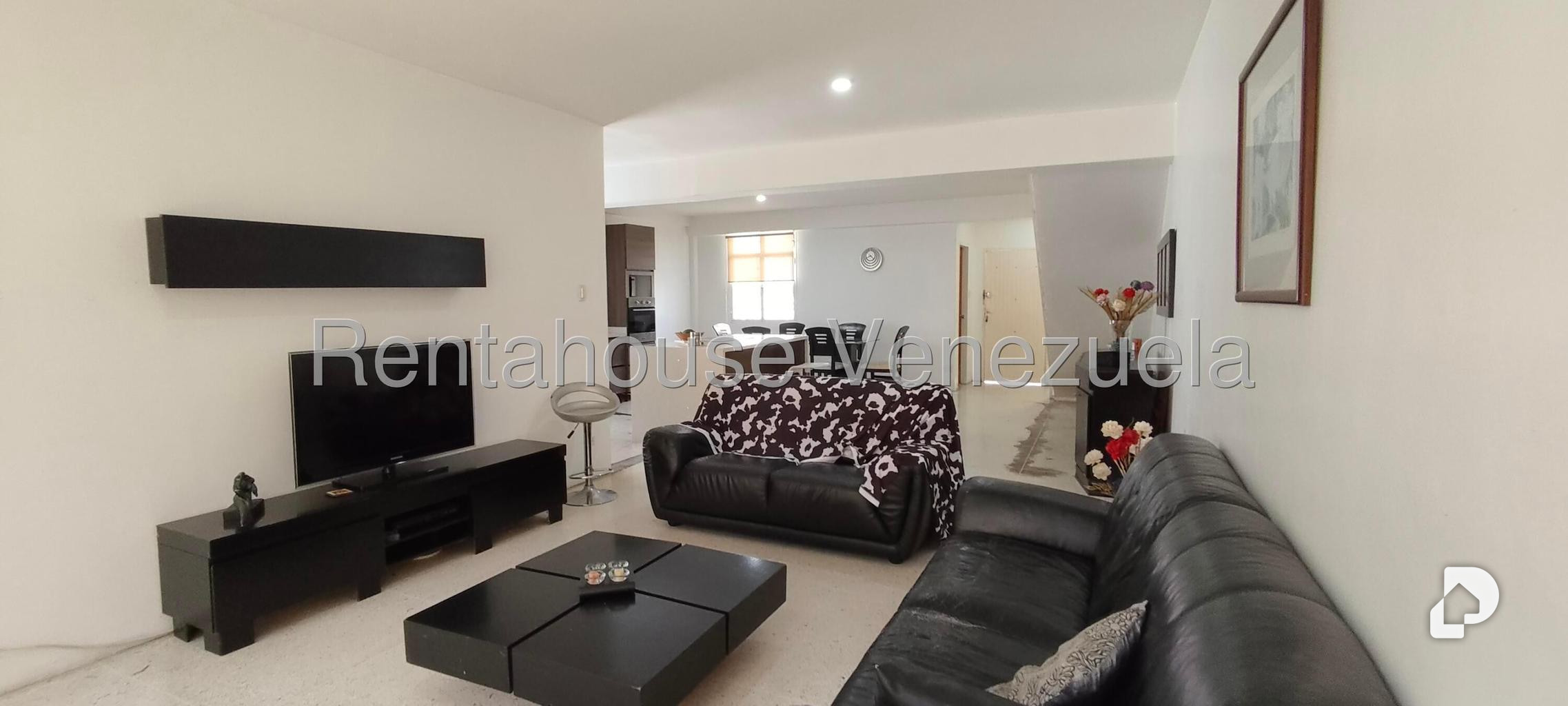 Casa en Alto Prado, Caracas – 9