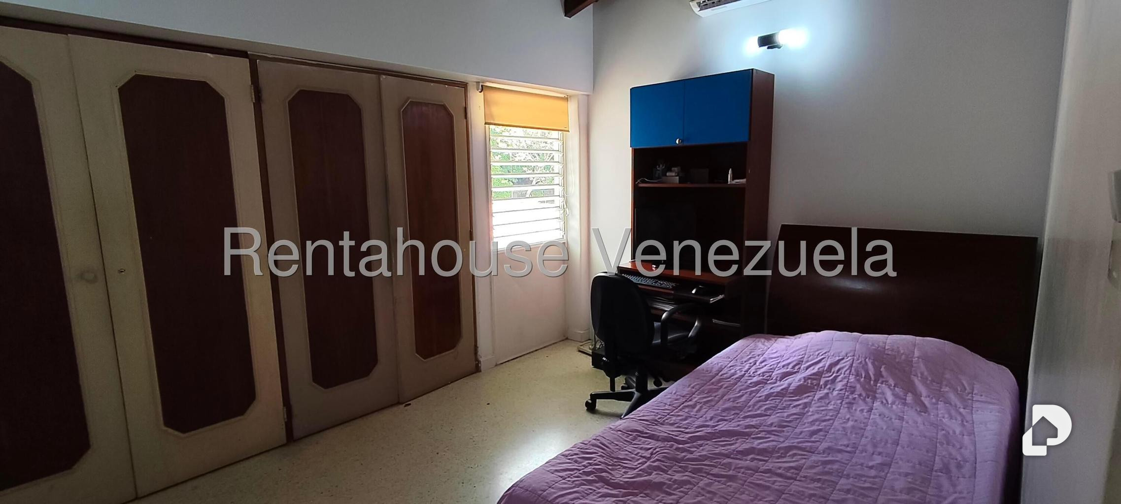 Casa en Alto Prado, Caracas – 21