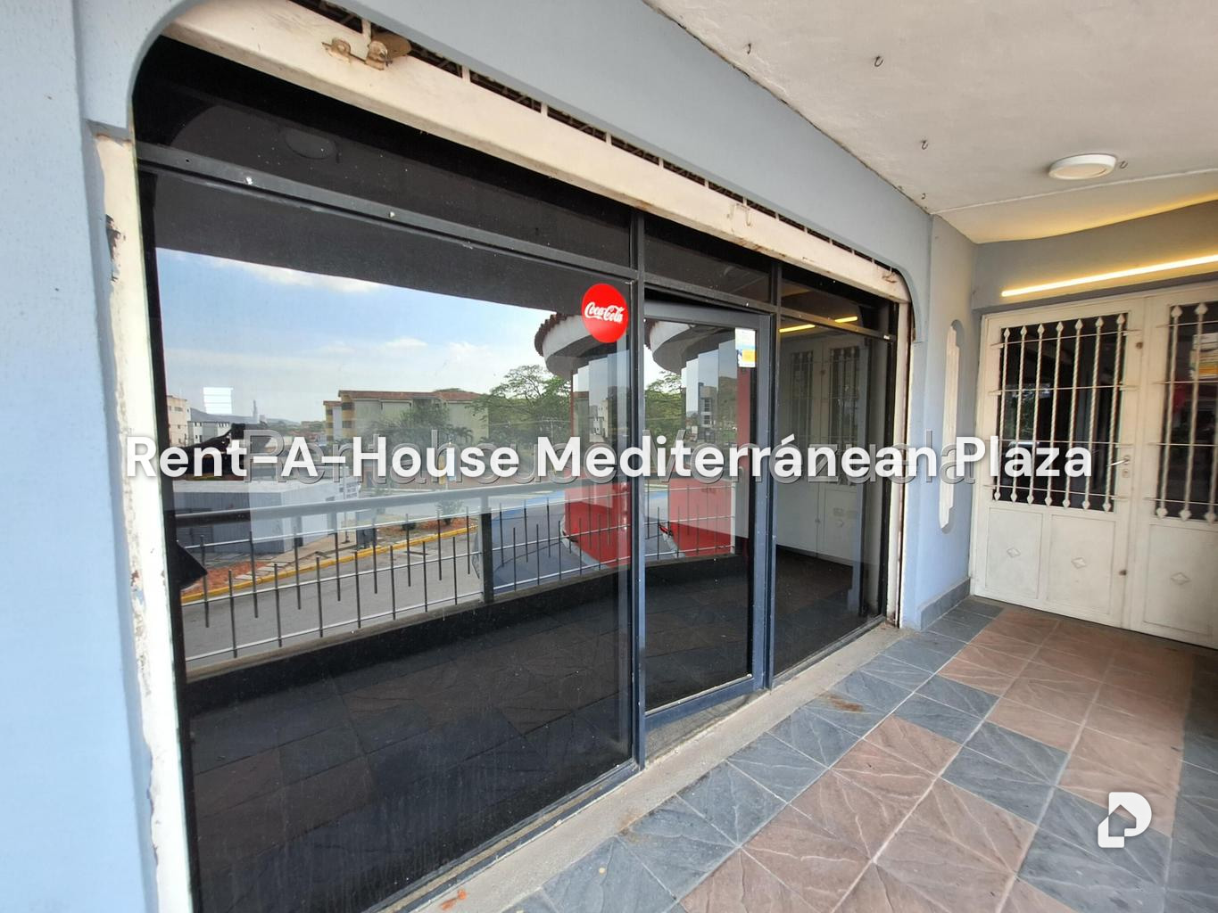 Commercial space in Montemayor, San Diego – 15