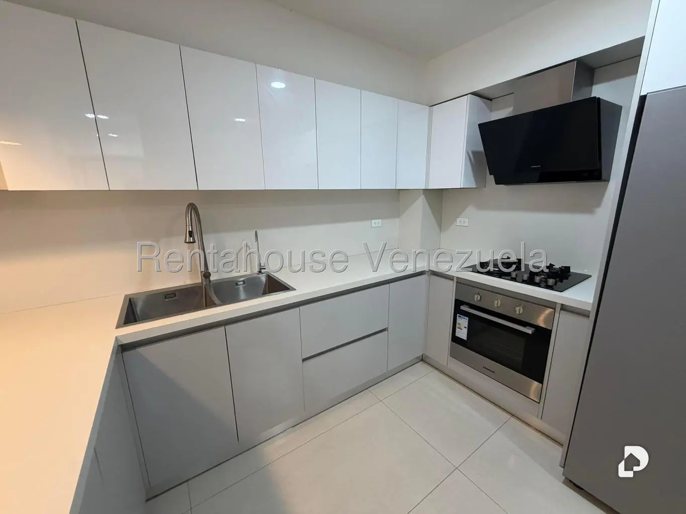 Apartamento en Los Samanes, Caracas – 8