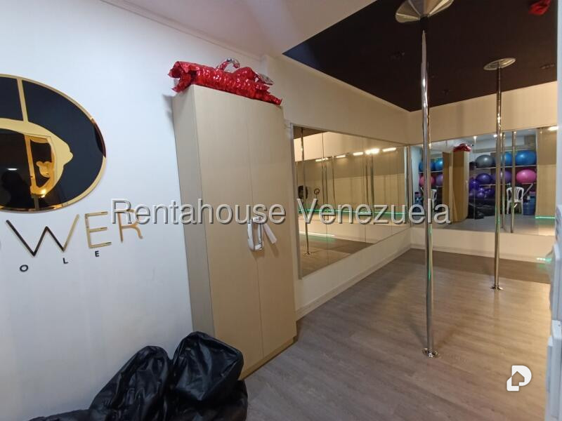 Local comercial en El Recreo, Caracas – 11