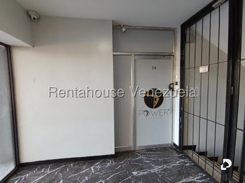 Local comercial en El Recreo, Caracas – 4