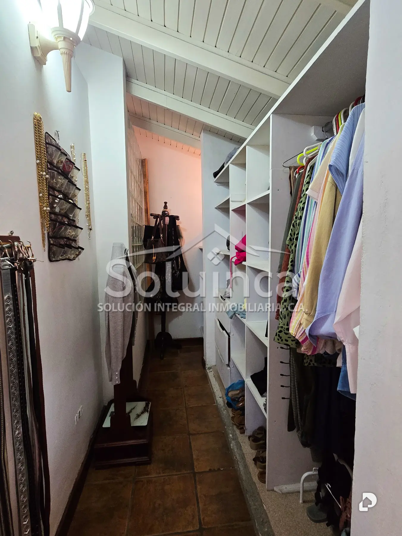 Townhouse en Parroquia Juan Rodríguez Suárez, Mérida – 35