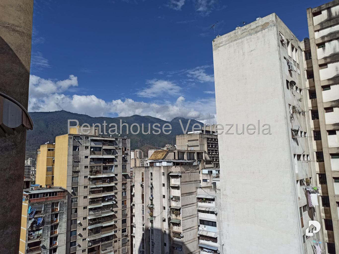Apartamento en Parroquia Santa Rosalía, Caracas – 5