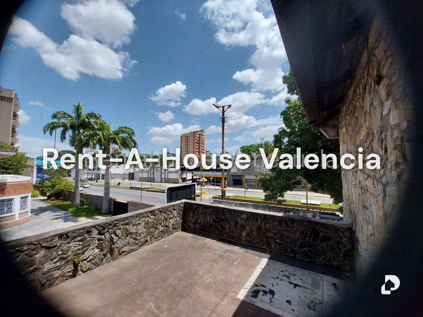 Local comercial en Avenida Bolivar Norte, Valencia – 12