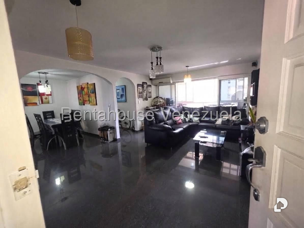 Apartamento en La Urbina, Caracas – 3