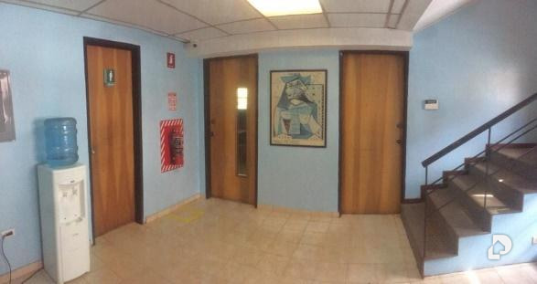 Local comercial en Los Chaguaramos, Caracas – 13
