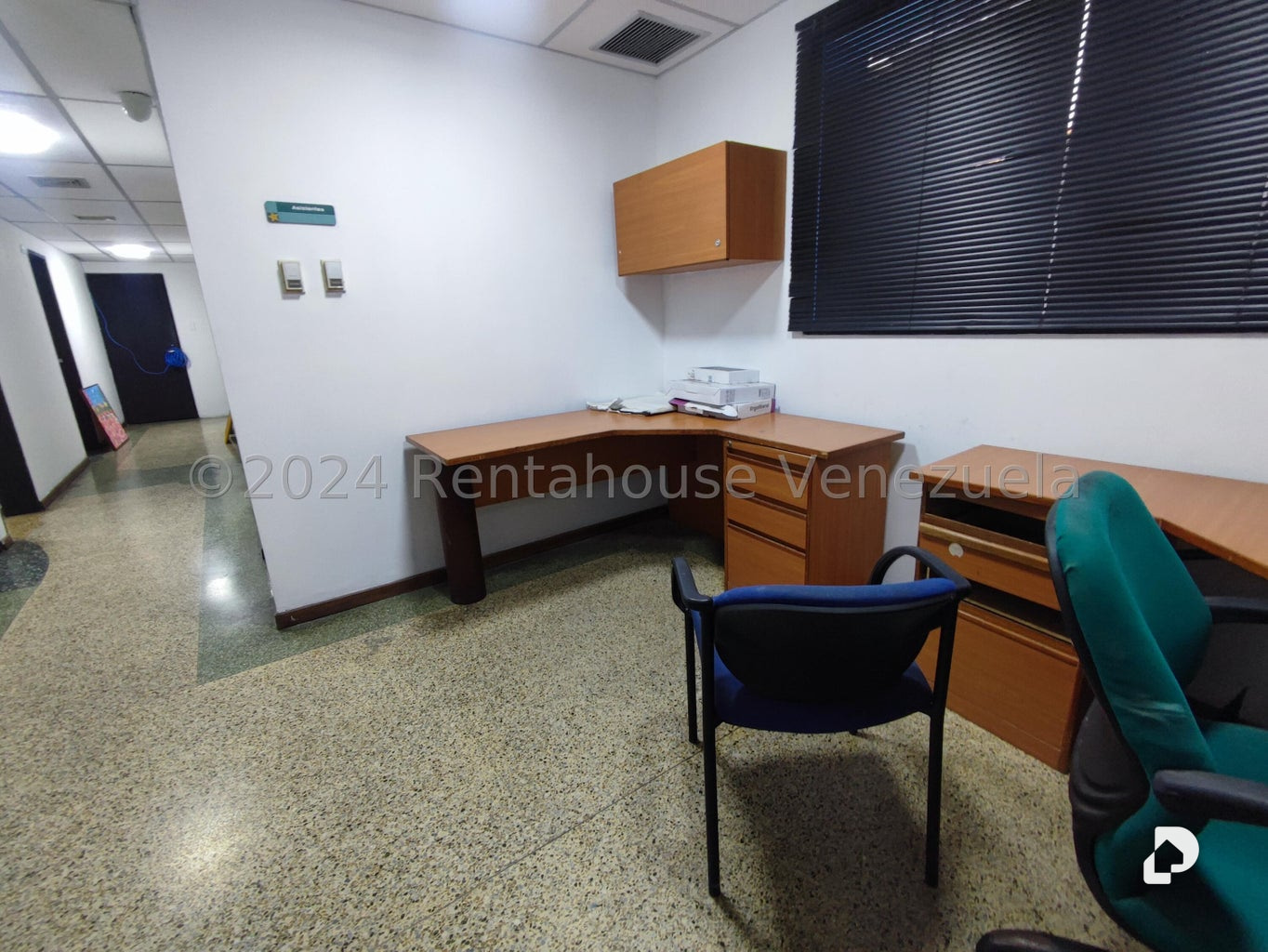 Local comercial en Los Chaguaramos, Caracas – 20