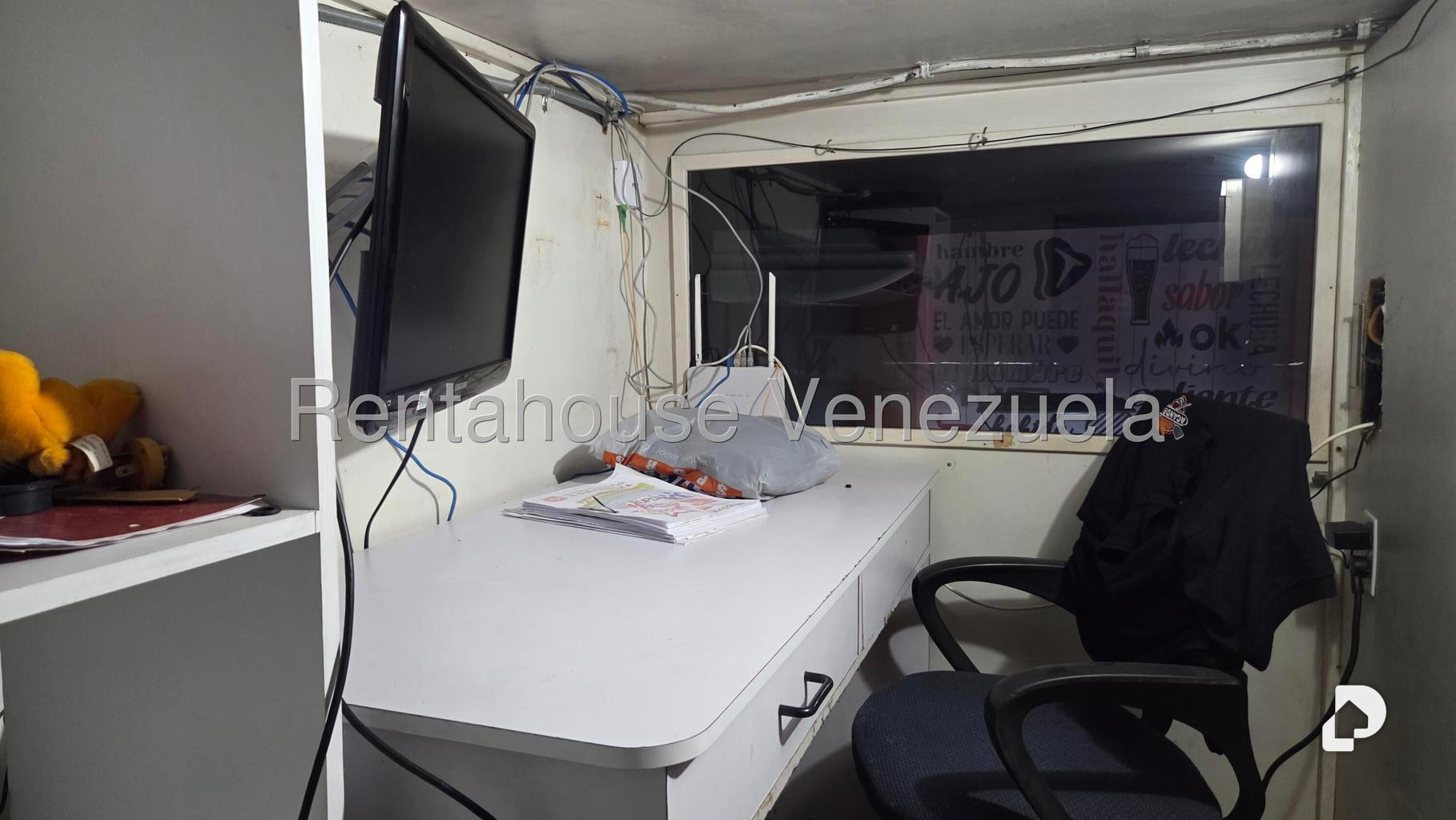 Local comercial en Parroquia La Candelaria, Caracas – 6