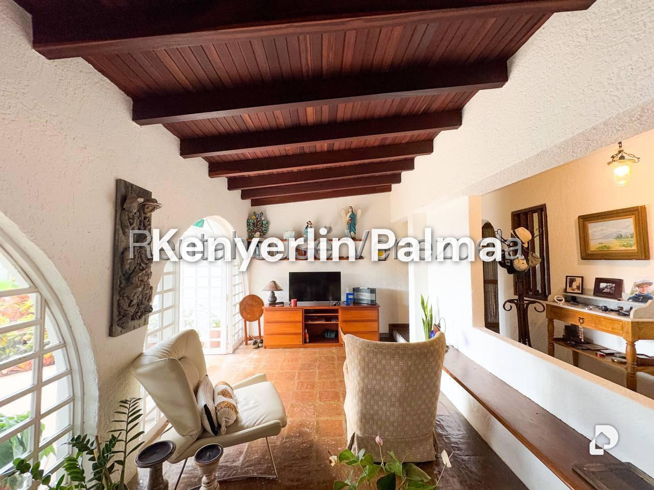 Casa en Lomas de La Lagunita, Caracas – 15