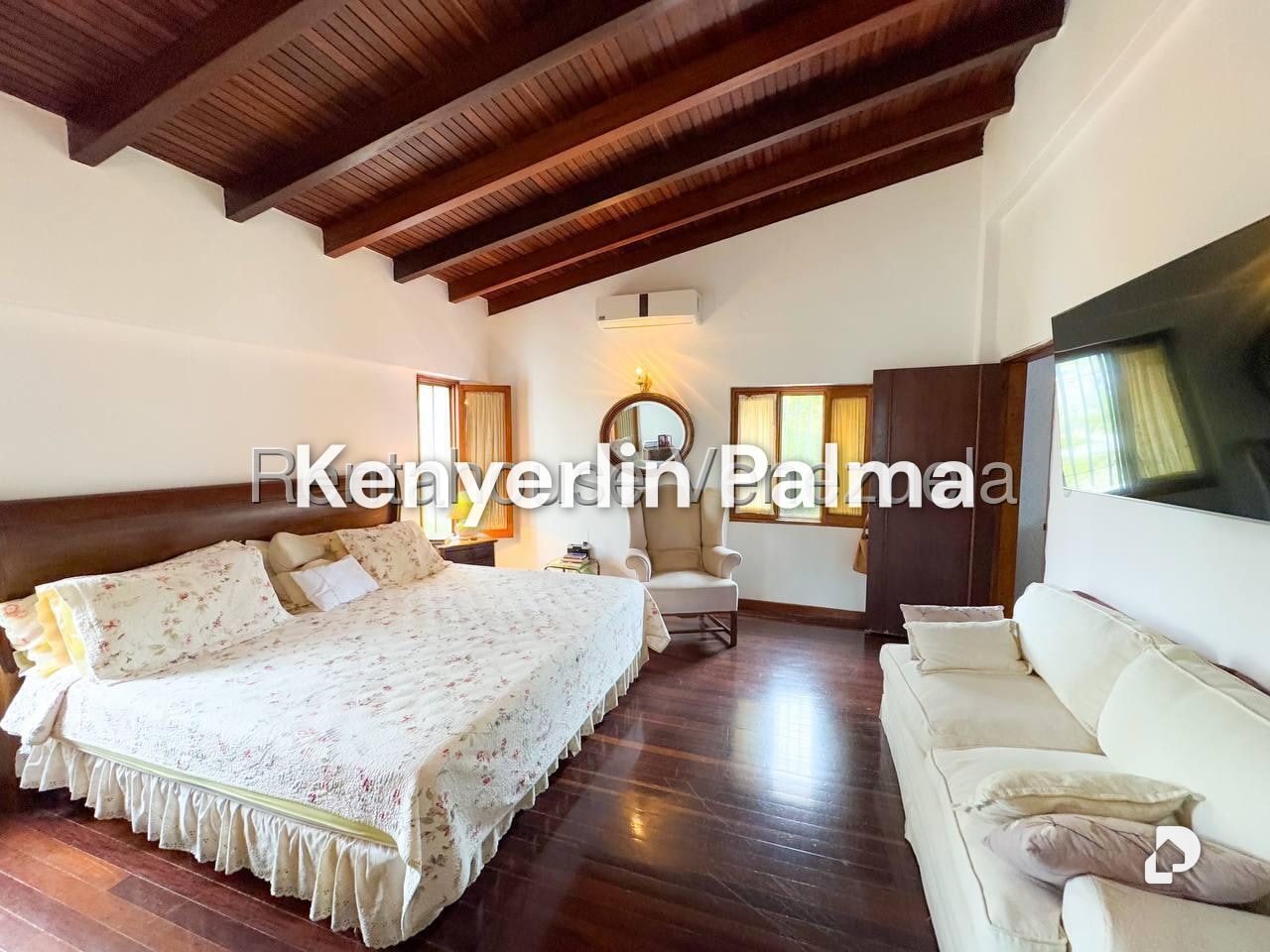 Casa en Lomas de La Lagunita, Caracas – 25