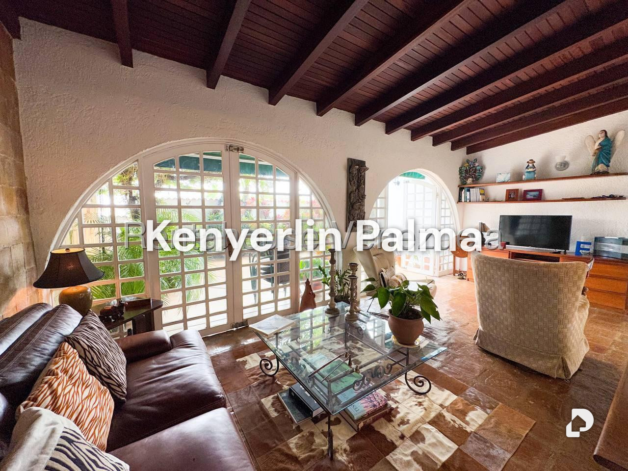 Casa en Lomas de La Lagunita, Caracas – 16