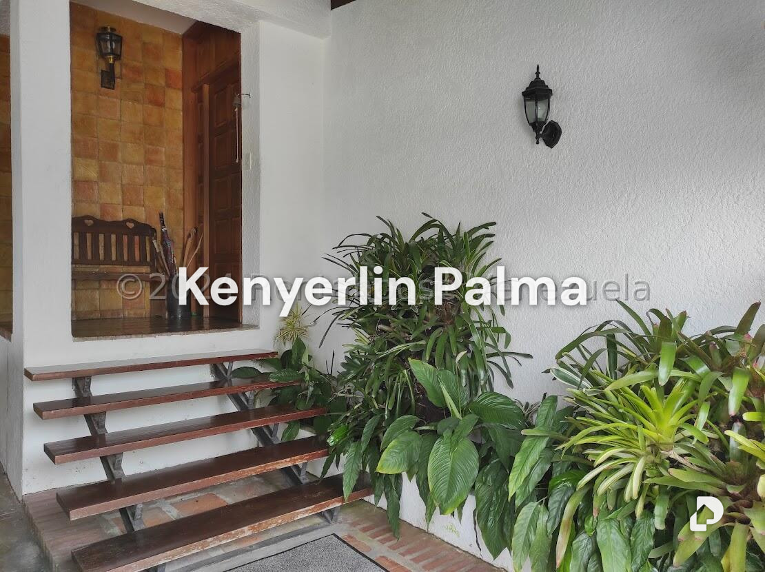 Casa en Lomas de La Lagunita, Caracas – 2