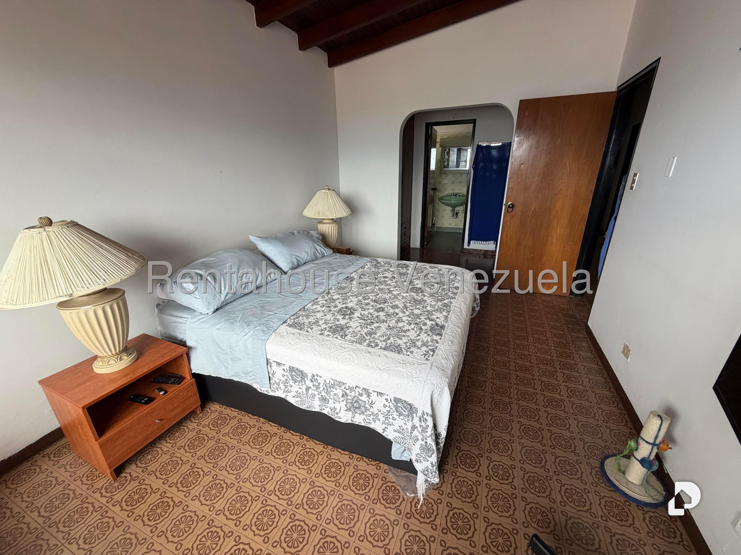 Casa en Alto Prado, Caracas – 15