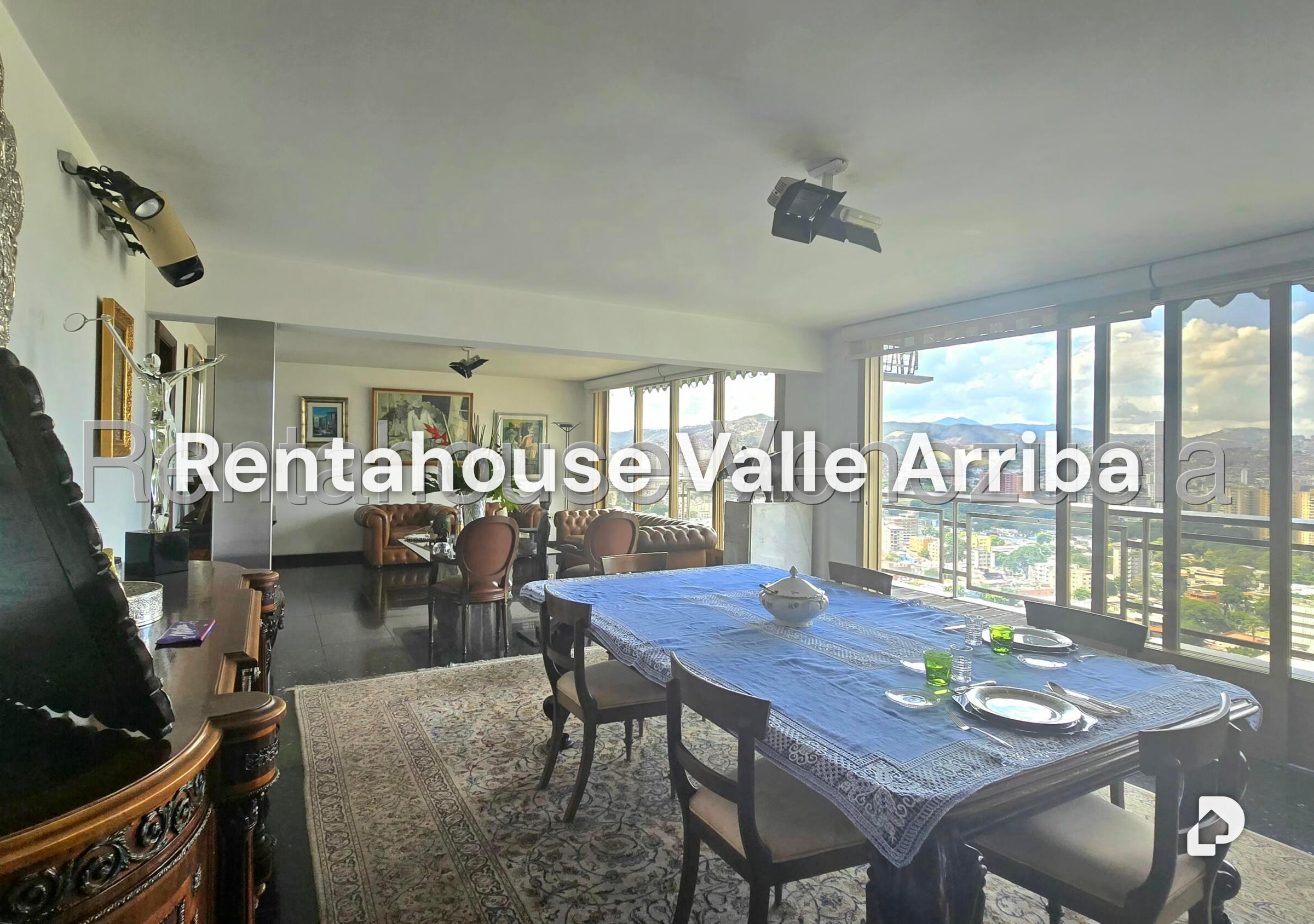 House in Colinas de Los Chaguaramos, Caracas – 9