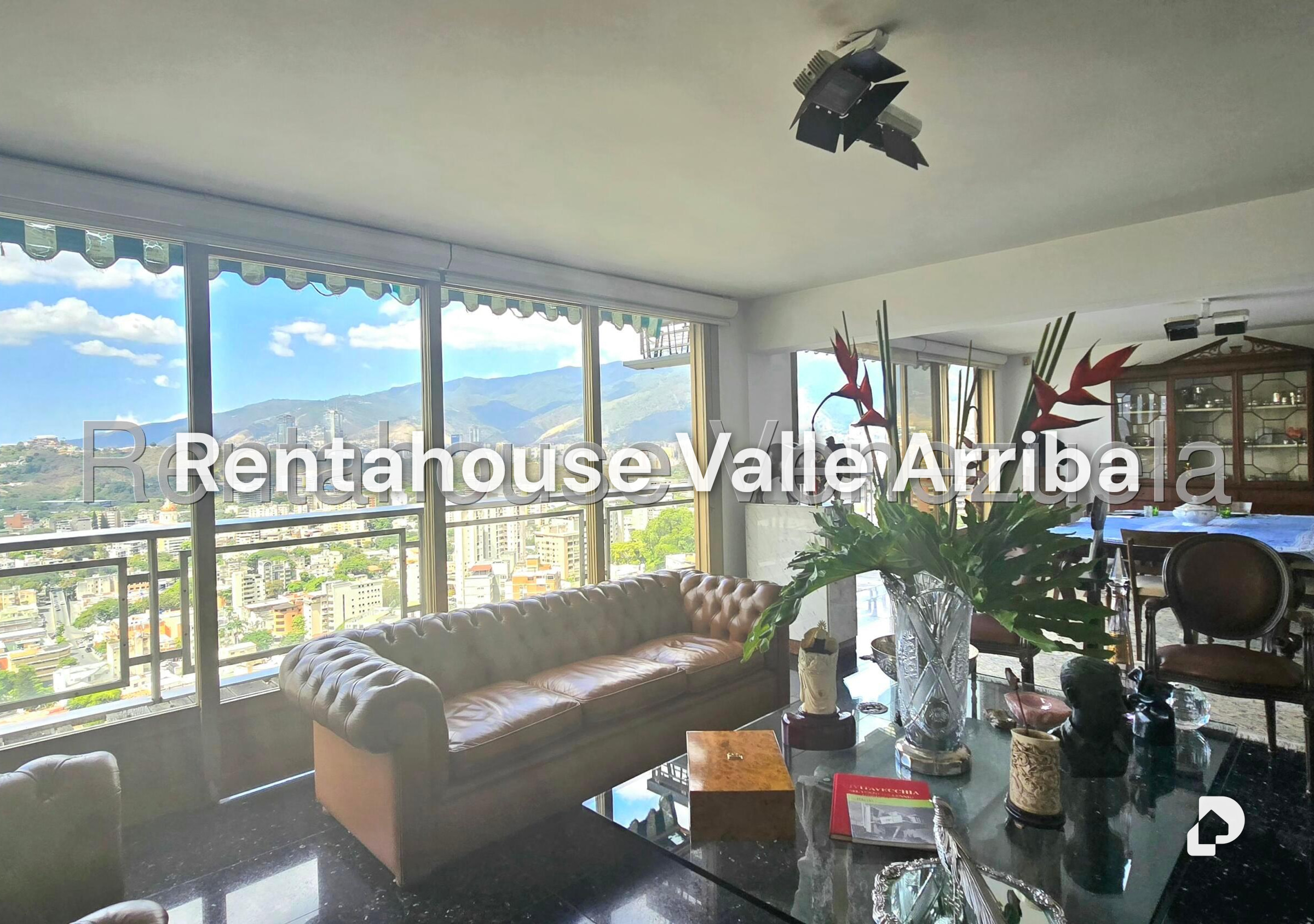 Casa en Colinas de Los Chaguaramos, Caracas – 6