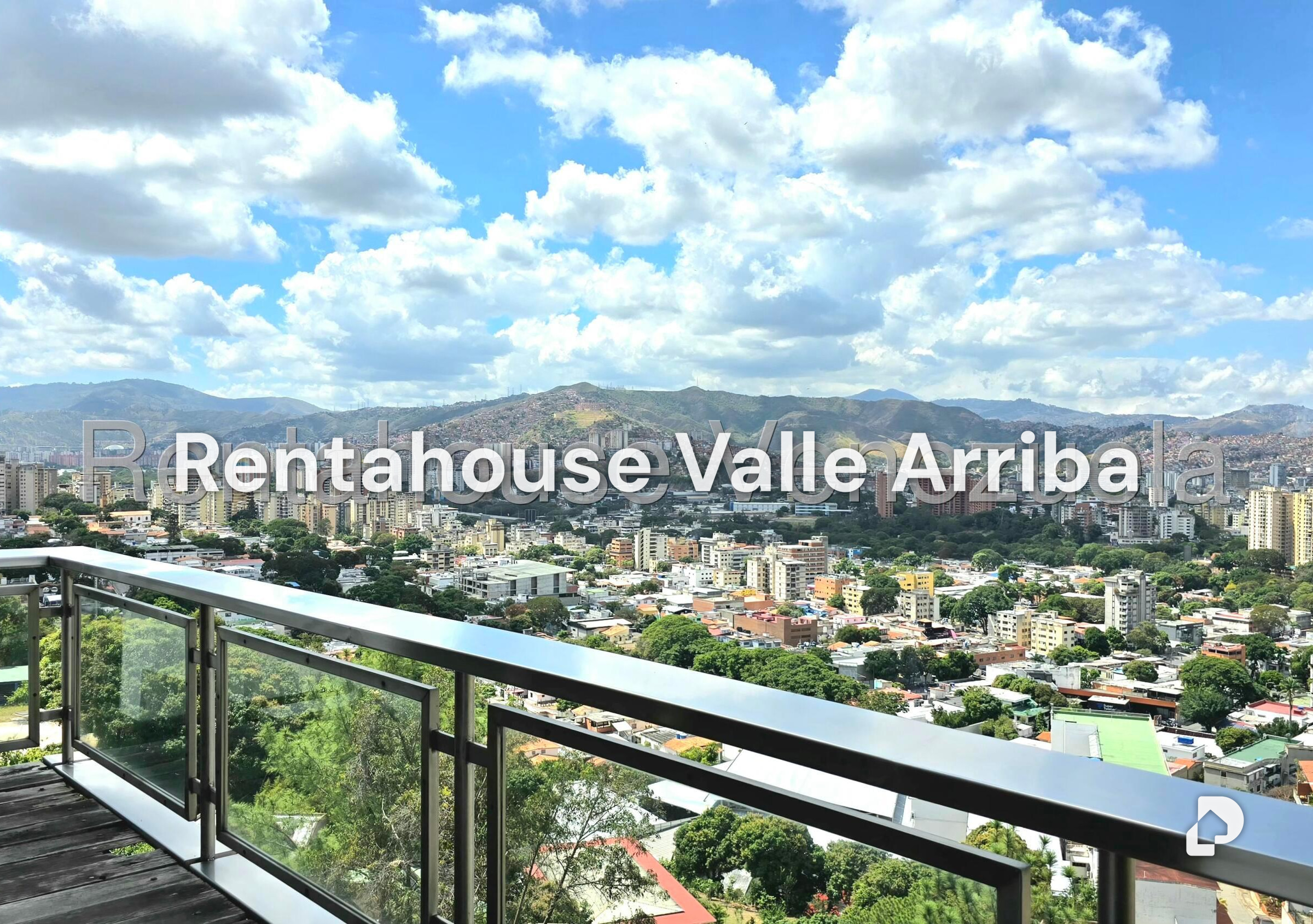 Casa en Colinas de Los Chaguaramos, Caracas – 11