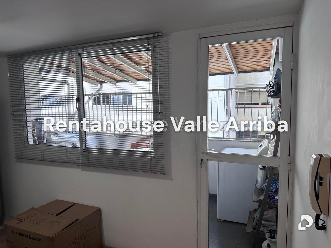 Apartment in La Florida, Caracas – 24