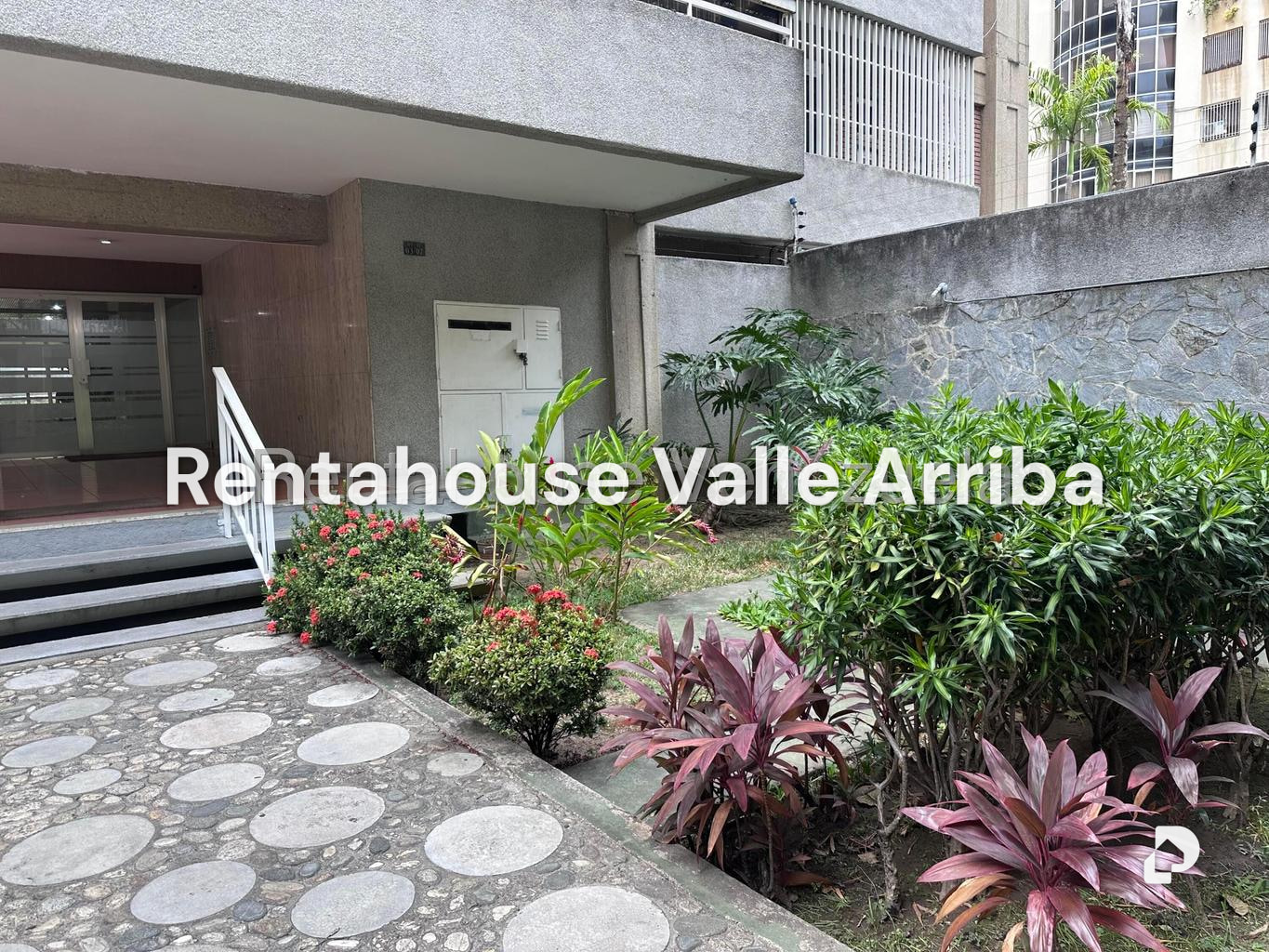 Apartment in La Florida, Caracas – 2