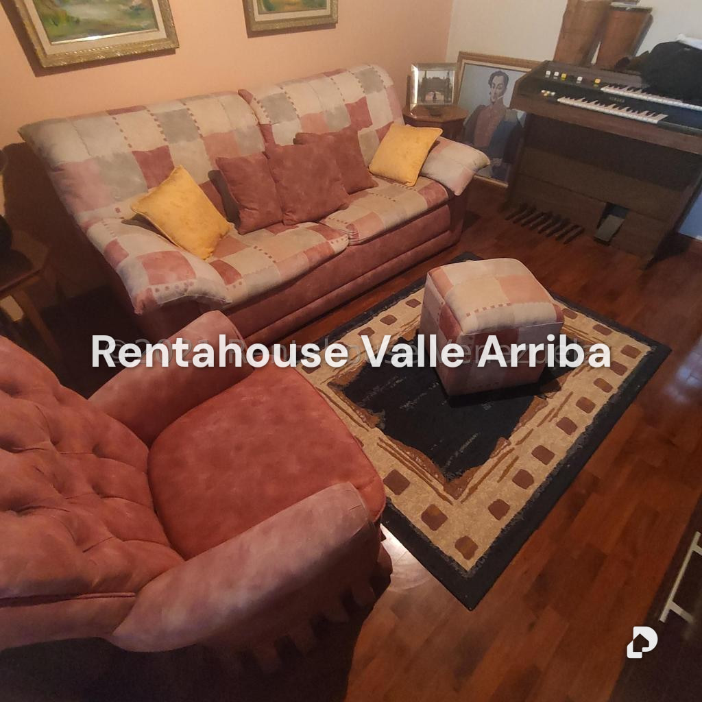 Casa en El Hatillo, Caracas – 27